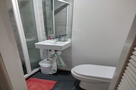 Photo of property in 5 Maui Pomare Street, Blockhouse Bay, Auckland, 0600