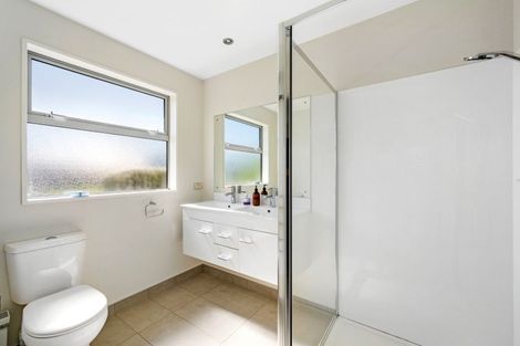 Photo of property in 4 Sunnyside Lane, Wanaka, 9305