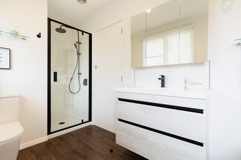 Photo of property in 15 Kinmont Crescent, Kinmont Park, Mosgiel, 9024