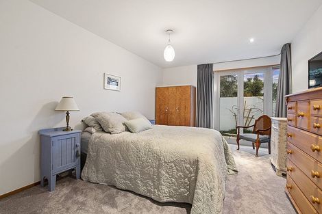 Photo of property in 2/55 Parr Terrace, Castor Bay, Auckland, 0620