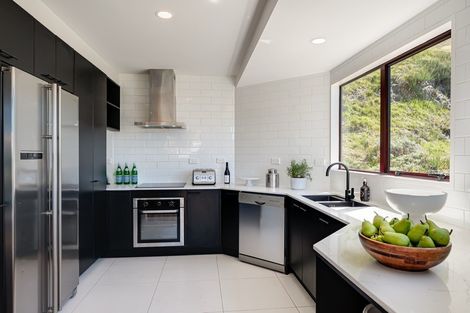 Photo of property in 12 Greenstone Place, Fernhill, Queenstown, 9300