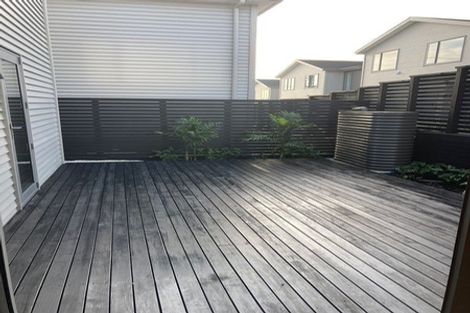 Photo of property in 8 O'halloran Road, Howick, Auckland, 2014