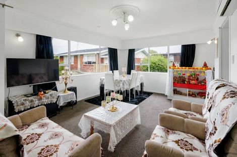 Photo of property in 50a-c Braid Road, St Andrews, Hamilton, 3200