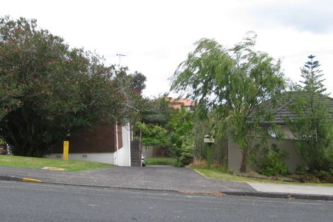 Photo of property in 1/32 Selwyn Crescent, Forrest Hill, Auckland, 0620