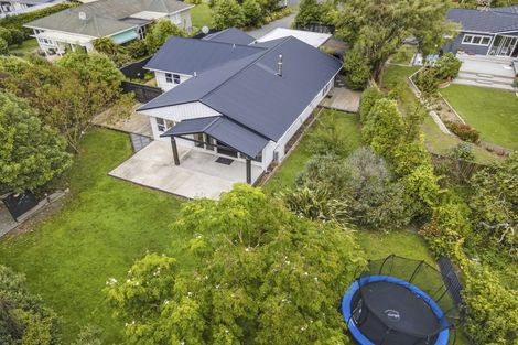 Photo of property in 73 Kohekohe Road, Waikanae, 5036