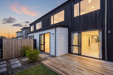 Photo of property in 8 Alexander French Close, Silverdale, 0932