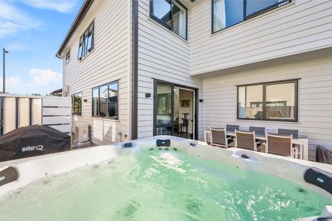 Photo of property in 45 Baumea Rise, Massey, Auckland, 0614