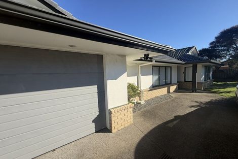 Photo of property in 6 Mohill Place, East Tamaki Heights, Auckland, 2016