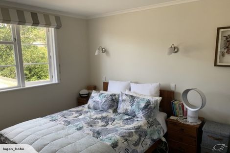 Photo of property in 19a Ranui Terrace, Tawa, Wellington, 5028