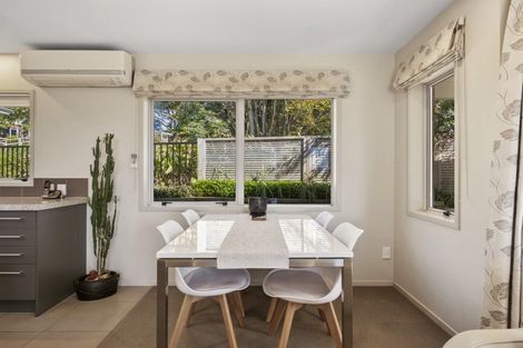 Photo of property in 5a Simmonds Grove, Greerton, Tauranga, 3112