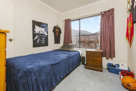 Photo of property in 323 Mahia Road, Weymouth, Auckland, 2103