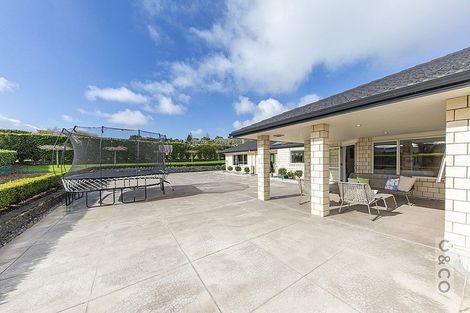Photo of property in 289 Old North Road, Kumeu, 0892