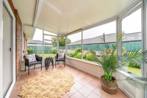 Photo of property in 3 Oak Street, Ebdentown, Upper Hutt, 5018