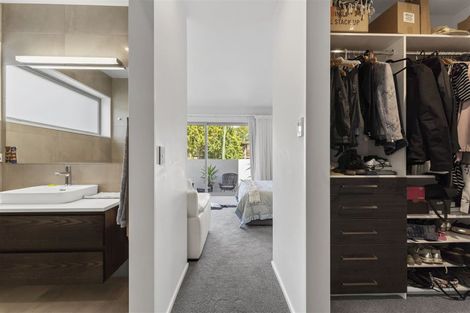 Photo of property in 2 Jacksons Road, Merivale, Christchurch, 8014