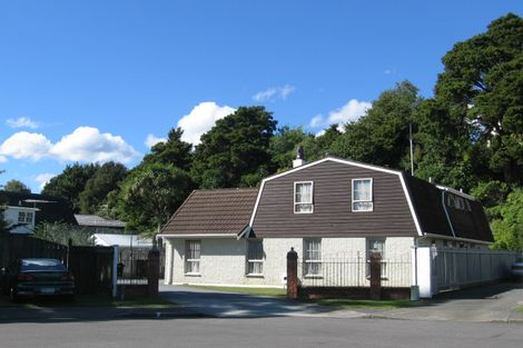 Photo of property in 15 Johnswood Grove, Clouston Park, Upper Hutt, 5018