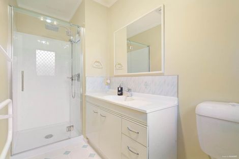 Photo of property in 96 Nikau Street, New Lynn, Auckland, 0600