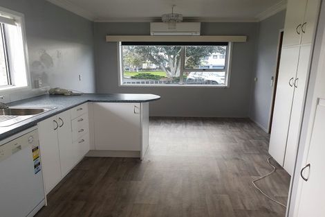 Photo of property in 10 Kaiwaka Road, Waiuku, 2123