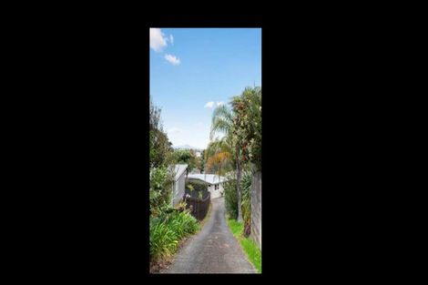 Photo of property in 1/7 Odette Road, Totara Vale, Auckland, 0629