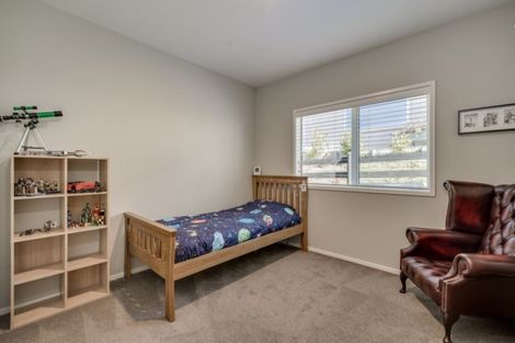 Photo of property in 5 Avocado Lane, Bethlehem, Tauranga, 3110