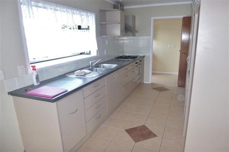 Photo of property in 7 Southview Place, Wattle Downs, Auckland, 2102