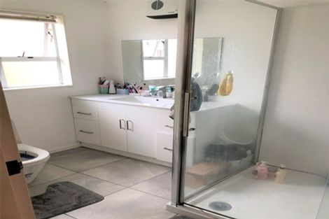 Photo of property in 10 Phillip Street, Johnsonville, Wellington, 6037