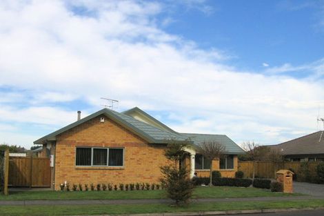 Photo of property in 13 Friesian Place, Grandview Heights, Hamilton, 3200