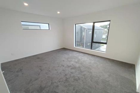Photo of property in 36d Marendellas Drive, Bucklands Beach, Auckland, 2014