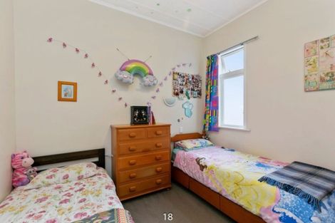 Photo of property in 18 Somerset Avenue, Newtown, Wellington, 6021