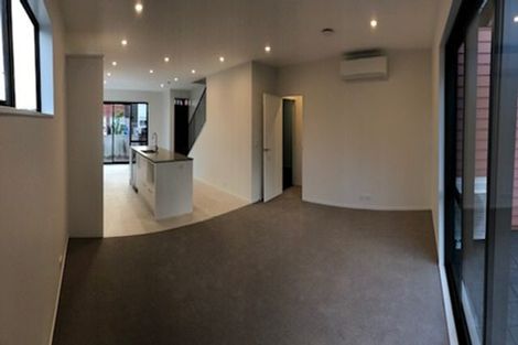 Photo of property in 19 Whimbrel Road, Flat Bush, Auckland, 2019