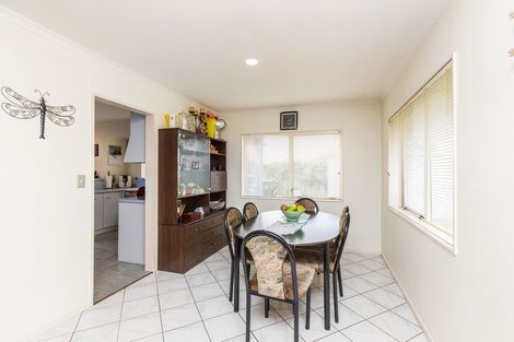 Photo of property in 31 Muirfield Street, Wattle Downs, Auckland, 2103