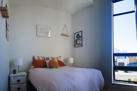 Photo of property in 14 Cochrane Road, Hobsonville, Auckland, 0616