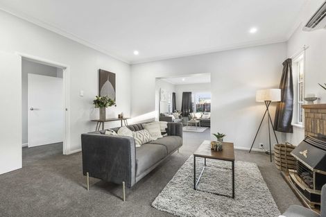 Photo of property in 34 Hillcrest Road, Hillcrest, Hamilton, 3216