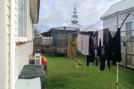 Photo of property in 10 Russell Street, Feilding, 4702