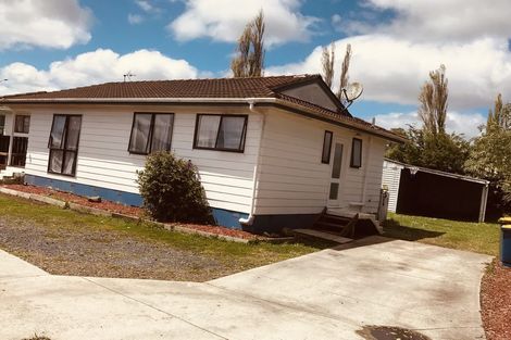 Photo of property in 10 Hamblyn Place, Ranui, Auckland, 0612
