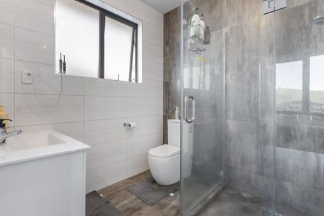 Photo of property in 8 Hillpark Drive, Pokeno, 2402