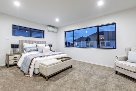 Photo of property in 18 Spyglass Street, Red Beach, 0932