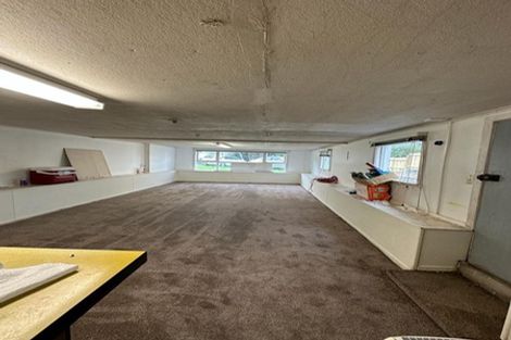 Photo of property in 6 Arahoe Road, New Lynn, Auckland, 0600
