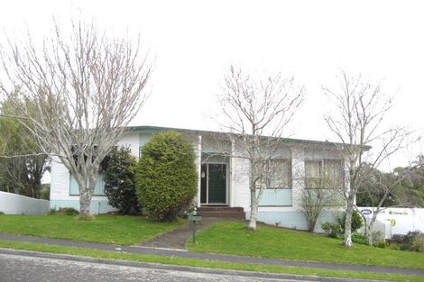 Photo of property in 10 Montana Place, Merrilands, New Plymouth, 4312