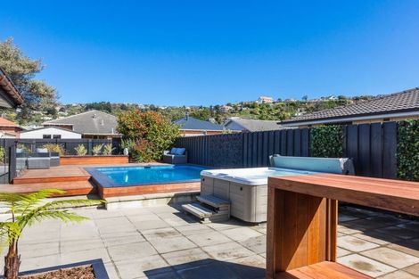 Photo of property in 215 Bay View Road, Saint Clair, Dunedin, 9012