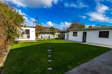 Photo of property in 3 Coates Place, Rangiora, 7400