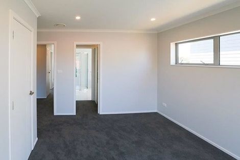 Photo of property in 1/11 Crosher Place, Silverdale, Hamilton, 3216