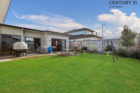Photo of property in 47 Kuhanui Drive, Karaka, Papakura, 2113