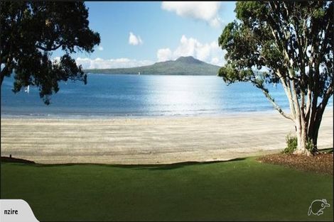 Photo of property in 2/19 Oban Road, Browns Bay, Auckland, 0630