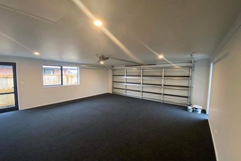 Photo of property in 63 Kaurinui Crescent, One Tree Point, 0118