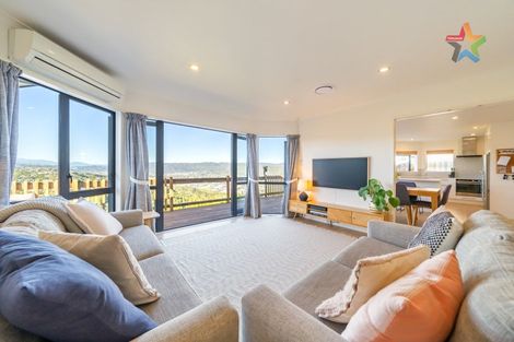 Photo of property in 87 Cypress Drive, Maungaraki, Lower Hutt, 5010