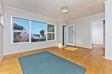 Photo of property in 2/6 Corunna Road, Milford, Auckland, 0620