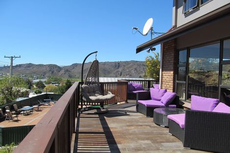 Photo of property in 26 Aronui Road, Bridge Hill, Alexandra, 9320