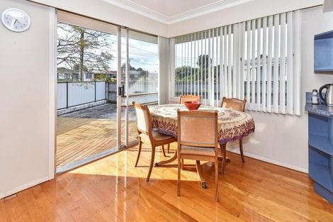 Photo of property in 5 Boon Street, Manurewa, Auckland, 2102