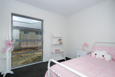 Photo of property in 10 Cassinia Close, Papamoa Beach, Papamoa, 3118