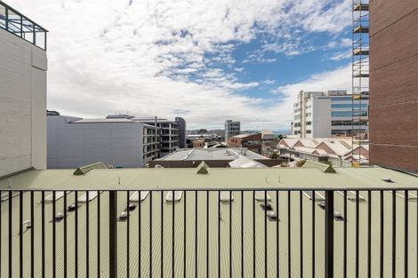 Photo of property in De Vere Apartments, 9/23 Tennyson Street, Te Aro, Wellington, 6011